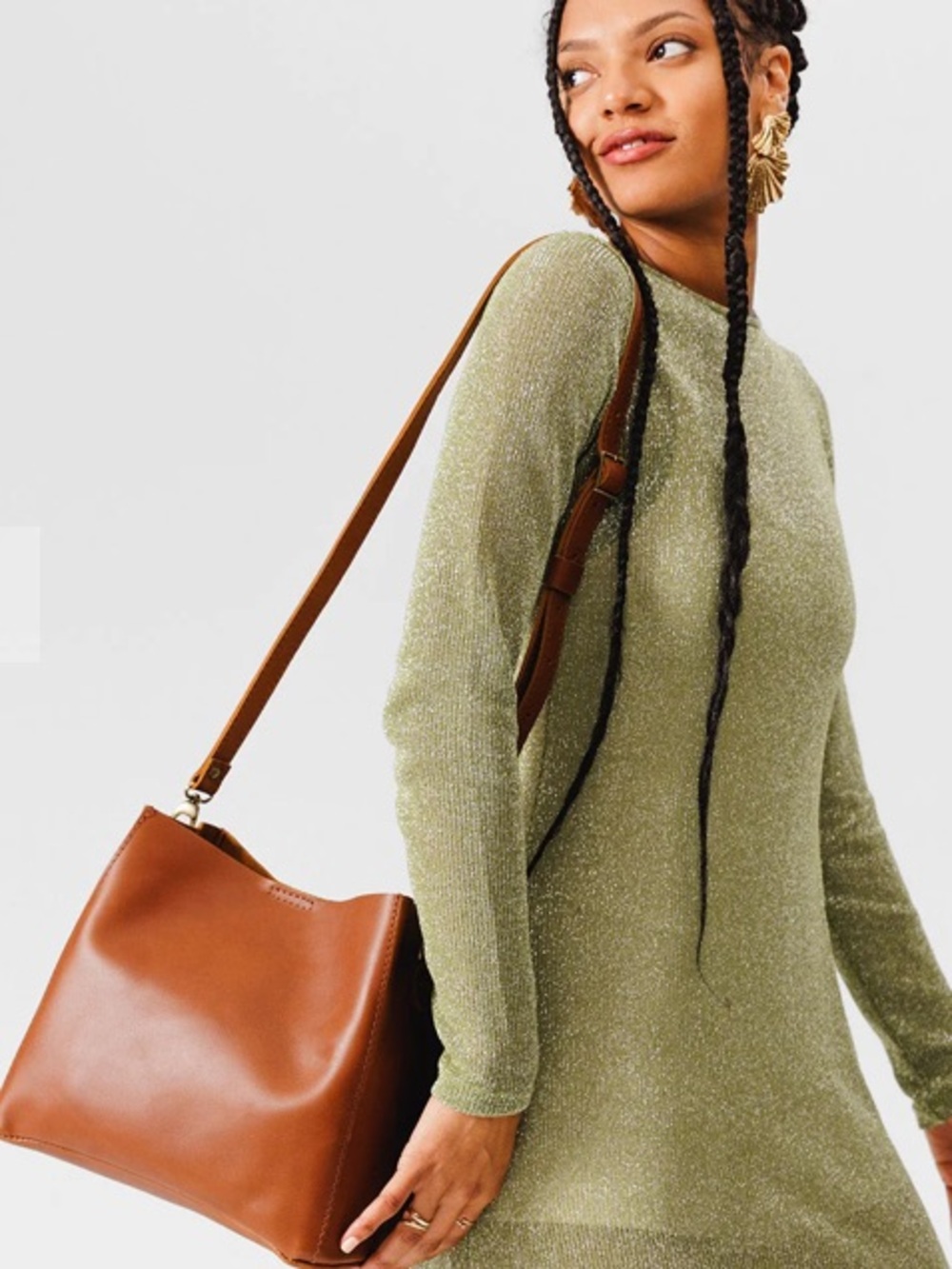 PORTLAND LEATHER BUTTERFLY BUCKET BAG IN HONEY - Picture 10 of 15